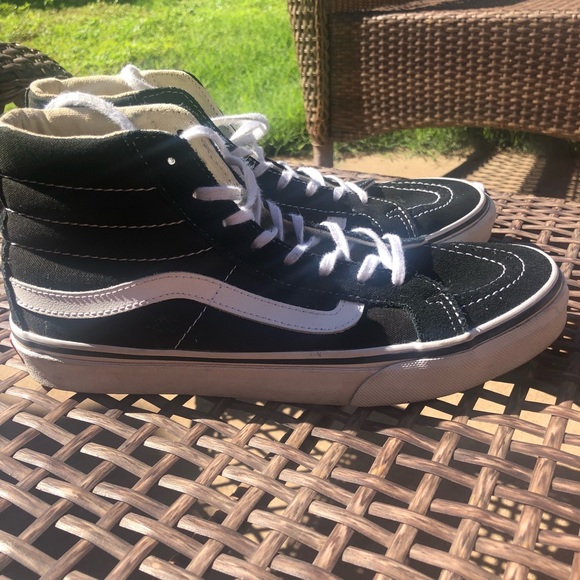 Vans - Picture 2 of 4